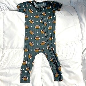 Bums and roses romper